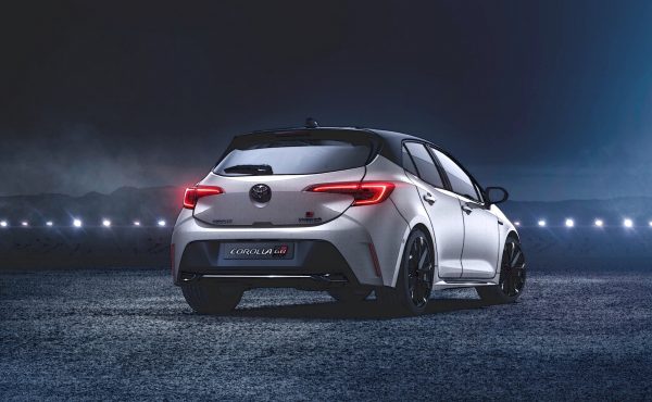 Toyota Corolla GR-SPORT: Sacando su lado más deportivo