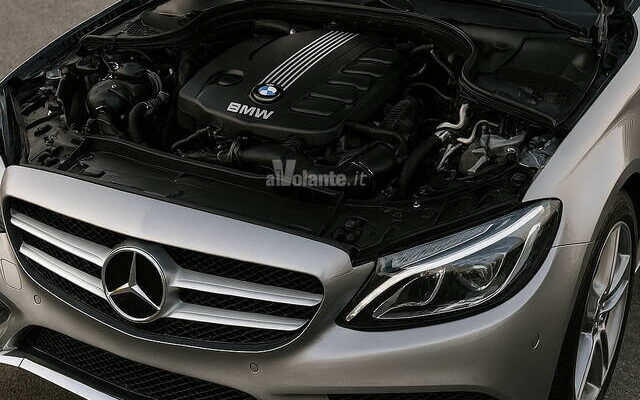 ¿Mercedes con motor BMW? ¿Es posible?<br />
<br />
No, no es posible. Mercedes y BMW son dos fabricantes de automóviles distintos y no utilizan los motores del otro en sus vehículos.